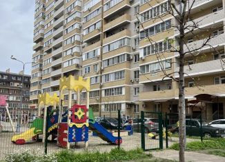 Продам 2-ком. квартиру, 68 м2, Краснодар, улица имени Сергея Есенина, 110к2, ЖК Парус