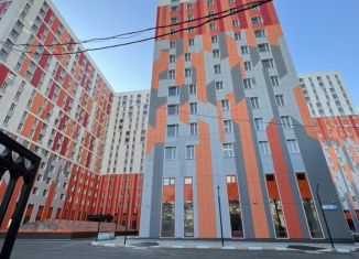 Продам 2-ком. квартиру, 51 м2, рабочий посёлок Новоивановское, Западная улица, 85