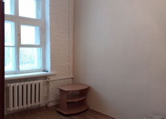 Сдаю в аренду 1-комнатную квартиру, 25 м2, Новоуральск, улица Чкалова, 3