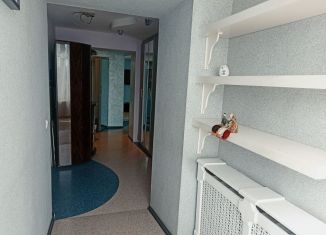 2-комнатная квартира в аренду, 73 м2, Омск, улица 10 лет Октября, 115, Центральный округ
