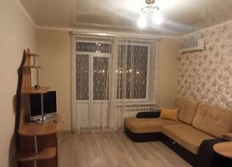 Сдам 2-комнатную квартиру, 62 м2, Астраханская область, улица Анри Барбюса, 30