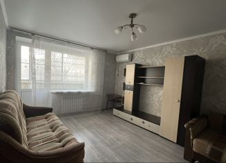 Сдается в аренду однокомнатная квартира, 37 м2, Саратов, улица имени М.М. Расковой, 10, Заводской район