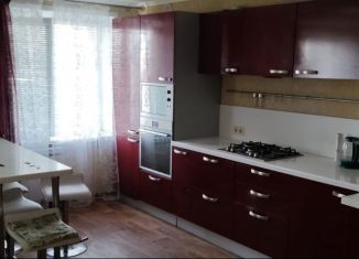 Аренда 3-комнатной квартиры, 76 м2, Самара, метро Гагаринская, улица Авроры, 122