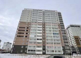 Сдача в аренду 3-комнатной квартиры, 77 м2, Челябинск, улица Маршала Чуйкова, 1