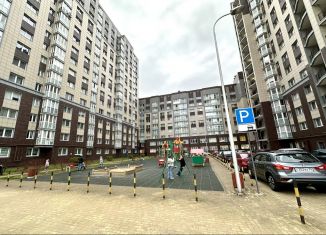 Продам двухкомнатную квартиру, 73.5 м2, Калининград, Советский проспект, 81к1