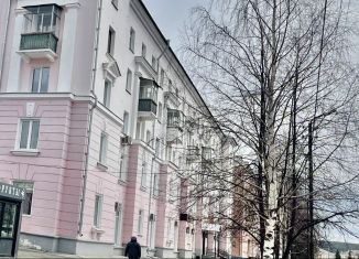 Двухкомнатная квартира на продажу, 54.6 м2, Краснотурьинск, Базстроевская улица, 6