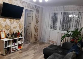 Четырехкомнатная квартира на продажу, 61 м2, Альметьевск, улица Ленина, 107
