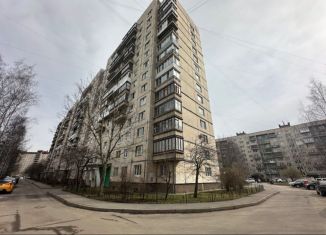 Продажа 4-комнатной квартиры, 75 м2, Санкт-Петербург, Шлиссельбургский проспект, 45