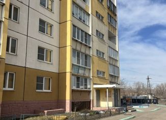 Продам 2-комнатную квартиру, 57 м2, Челябинская область, Международная улица, 76