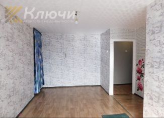 Продам 1-комнатную квартиру, 32.4 м2, Новосибирск, улица Панфиловцев, 3, метро Золотая Нива