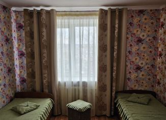 Сдам 3-комнатную квартиру, 60 м2, Бузулук, Ленинградская улица, 23