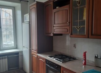 2-комнатная квартира в аренду, 65 м2, Челябинск, улица Цвиллинга, 35, Советский район