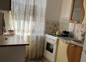 Сдам 2-комнатную квартиру, 55 м2, Дагестан, Крепостная улица, 1А