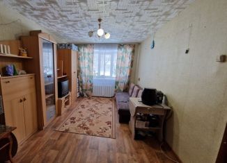 Продается 2-комнатная квартира, 44.2 м2, Краснокамск, улица Калинина, 9