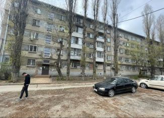 Однокомнатная квартира на продажу, 31 м2, Саратов, Астраханская улица, 146