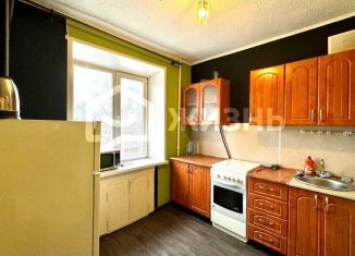 Продам 2-комнатную квартиру, 43.8 м2, Екатеринбург, улица Фурманова, 52, метро Площадь 1905 года