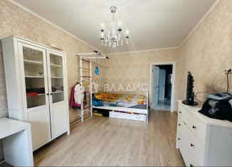 Продается 2-комнатная квартира, 64.3 м2, поселок Малое Васильково, Центральная улица, 13