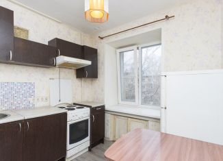 Продаю двухкомнатную квартиру, 42.6 м2, Новосибирск, улица Блюхера, 8