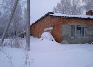 Продаю гараж, поселок городского типа Ижморский, переулок Строителей, 10