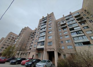 3-комнатная квартира на продажу, 73 м2, Санкт-Петербург, Пискарёвский проспект, 52, метро Площадь Мужества