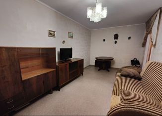Сдается двухкомнатная квартира, 45 м2, Новосибирская область, улица Селезнёва, 37