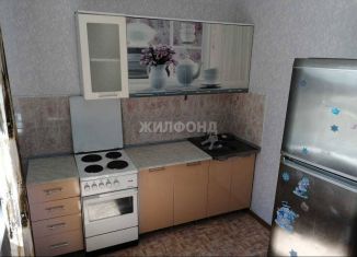 Продаю 1-комнатную квартиру, 37 м2, Новосибирск, Спортивная улица, 13