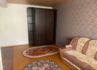 Сдается в аренду однокомнатная квартира, 33 м2, Дагестан, улица Юсупа Акаева, 7