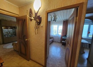 Продается четырехкомнатная квартира, 58.1 м2, Новомосковск, проспект Победы, 6Б