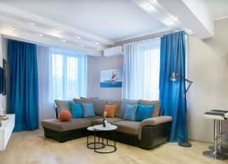 Аренда 2-ком. квартиры, 80 м2, Магнитогорск, Октябрьская улица, 13