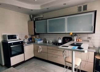 Продается 1-ком. квартира, 48 м2, Калининград, улица Юрия Гагарина, 15