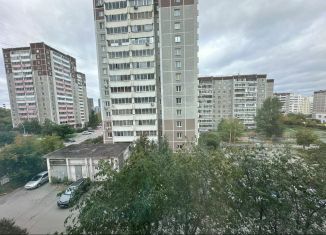 Продажа 3-ком. квартиры, 63.5 м2, Екатеринбург, улица Учителей, 16, улица Учителей