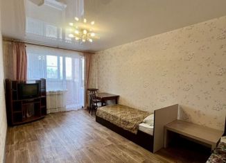 Продаю 2-ком. квартиру, 47 м2, Кстово, 2-й микрорайон, 21