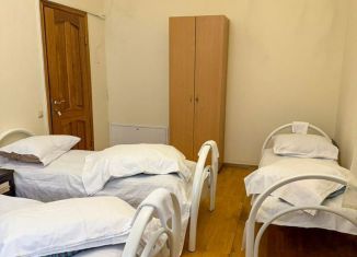 Сдается комната, 20 м2, Химки, улица Лётчика Ивана Фёдорова, 8к2