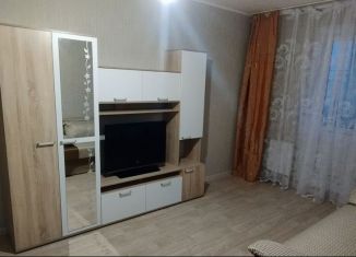 Сдаю в аренду 1-ком. квартиру, 37.5 м2, Курск, проспект Надежды Плевицкой, 1А