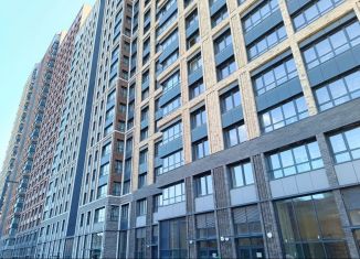 Продаю 4-ком. квартиру, 110 м2, Москва, Клинская улица, 2Ак7, станция Грачёвская