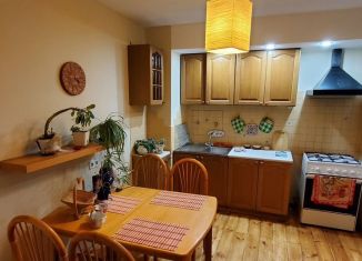 Сдам 2-ком. квартиру, 57 м2, Владимир, Зелёная улица, 58