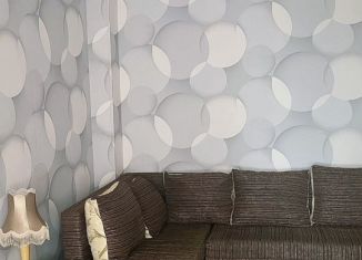 Однокомнатная квартира в аренду, 40 м2, Тольятти, улица Маршала Жукова, 2