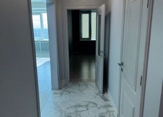 Сдаю в аренду квартиру студию, 71 м2, Грозный, улица Умара Димаева, 14, микрорайон Грозный-Сити