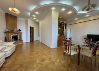 Сдаю 3-комнатную квартиру, 105 м2, Чувашия, улица Никиты Сверчкова, 11к1