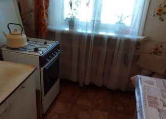 Продажа двухкомнатной квартиры, 76 м2, посёлок городского типа Редкино, Торфяная улица, 20