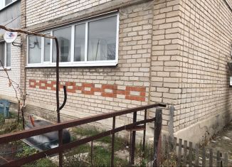 Продается двухкомнатная квартира, 43 м2, рабочий посёлок Кантемировка, улица Декабристов, 131