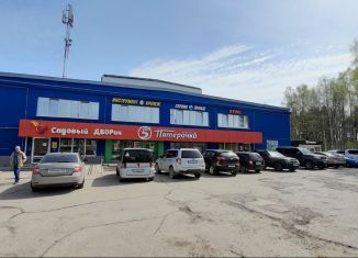 Продам торговую площадь, 2300 м2, Пермь, Гайвинская улица, 82, Орджоникидзевский район