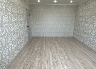 Продаю 2-ком. квартиру, 53.4 м2, Орёл, улица Дмитрия Блынского, 2, микрорайон Прокуровка