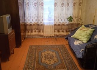 Сдача в аренду комнаты, 14 м2, Серпухов, улица Джона Рида, 8Б