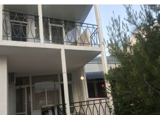 Сдается в аренду коттедж, 100 м2, поселок городского типа Коктебель, улица Ленина, 146