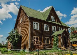 Сдам в аренду дом, 300 м2, Междуреченск, улица Куюкова, 1А