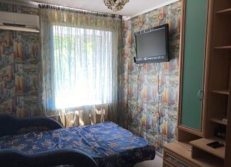 Аренда 2-комнатной квартиры, 45 м2, Краснодар, улица Атарбекова, 39