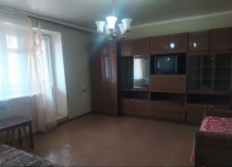 Продам 3-комнатную квартиру, 70.8 м2, поселок городского типа Товарково, улица Строителей, 8