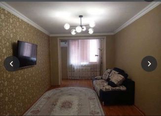 Продается трехкомнатная квартира, 70 м2, Беслан, улица Мира