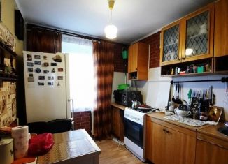 Продажа трехкомнатной квартиры, 61.7 м2, Брянск, улица Тарджиманова, 2